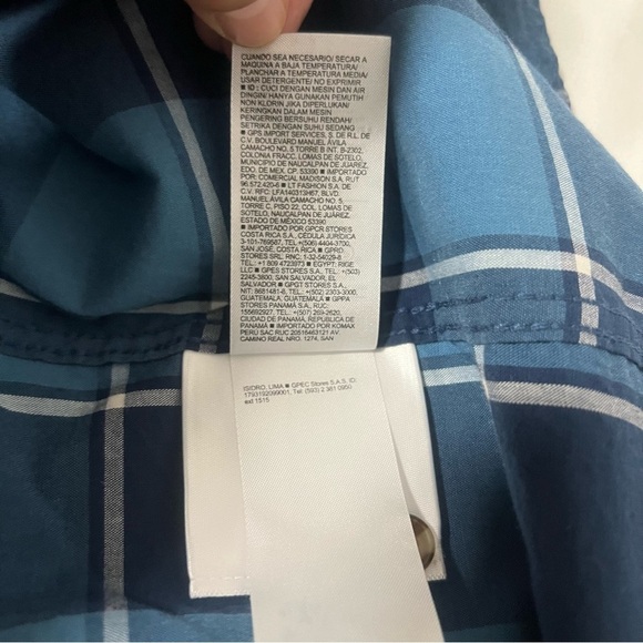 NWT Old Navy Men Everyday Shirt Regular Fit Built in Flex Plaid Blue/Navy Medium - Picture 7 of 9